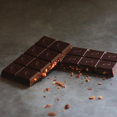 Willie's Cacao - Artisan Chocolate Bar - Almendra, Sur del Lago 70% Dark Chocolate with roasted almonds - Vegan - 50g x 12