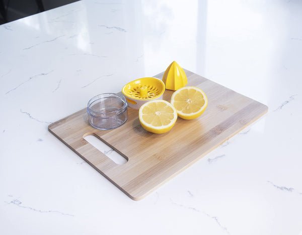 Joie Citrus Juicer with Built-In Strainer, Manual Lemon and Lime Squeezer, Yellow