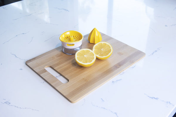 Joie Citrus Juicer with Built-In Strainer, Manual Lemon and Lime Squeezer, Yellow