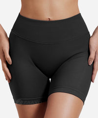 ZAAYO Damen Sport Shorts Hidden Scrunch Workout Auswirkungen Short 4.5 "Scrunch Butt Lifting Gym Short Nahtlose Booty Biker Shorts Schwarz L