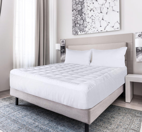 Premium Mattress Pad (Queen) - Micro Plush Ultra Soft and Overfilled Mattress Topper by Utopia Bedding