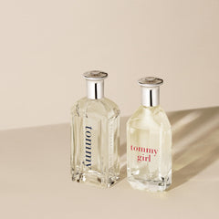 Tommy Hilfiger – Tommy Girl Eau de Toilette 100 ml – Perfume for Women – Very Fresh Floral Fragrance with Fruity Notes – Transparent Glass Bottle
