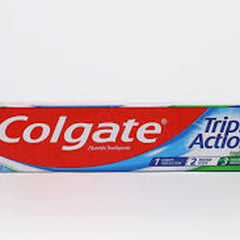 Colgate Triple Action Toothpaste (70g)